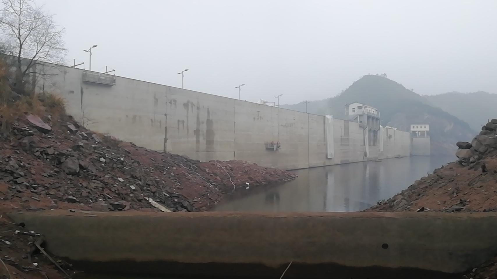 壩前施工前.jpeg 壩前施工前.jpeg