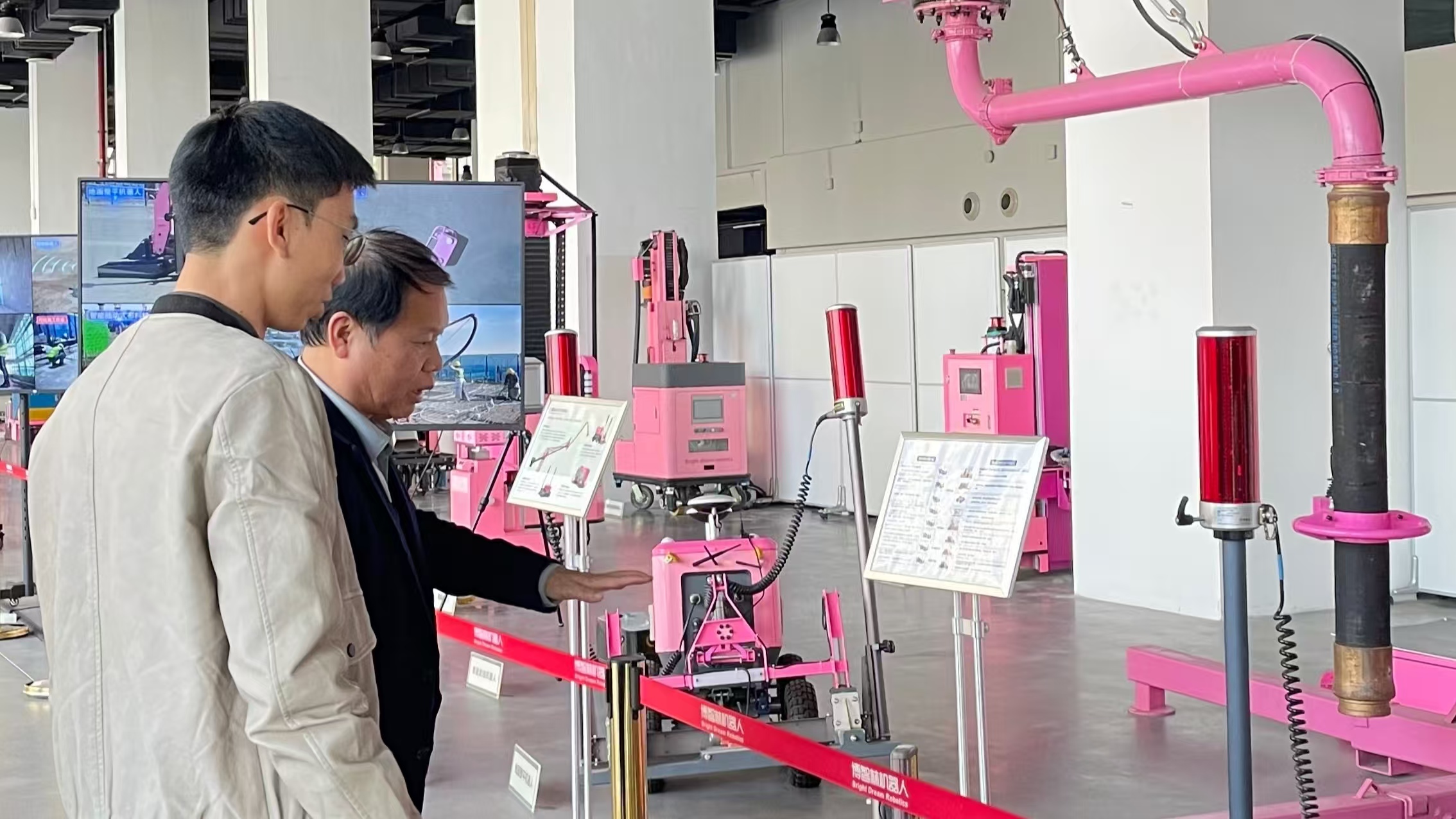 朱永斌董事長赴廣東博智林機器人公司探索水工新材料服務項目施工融合智能建造新業態