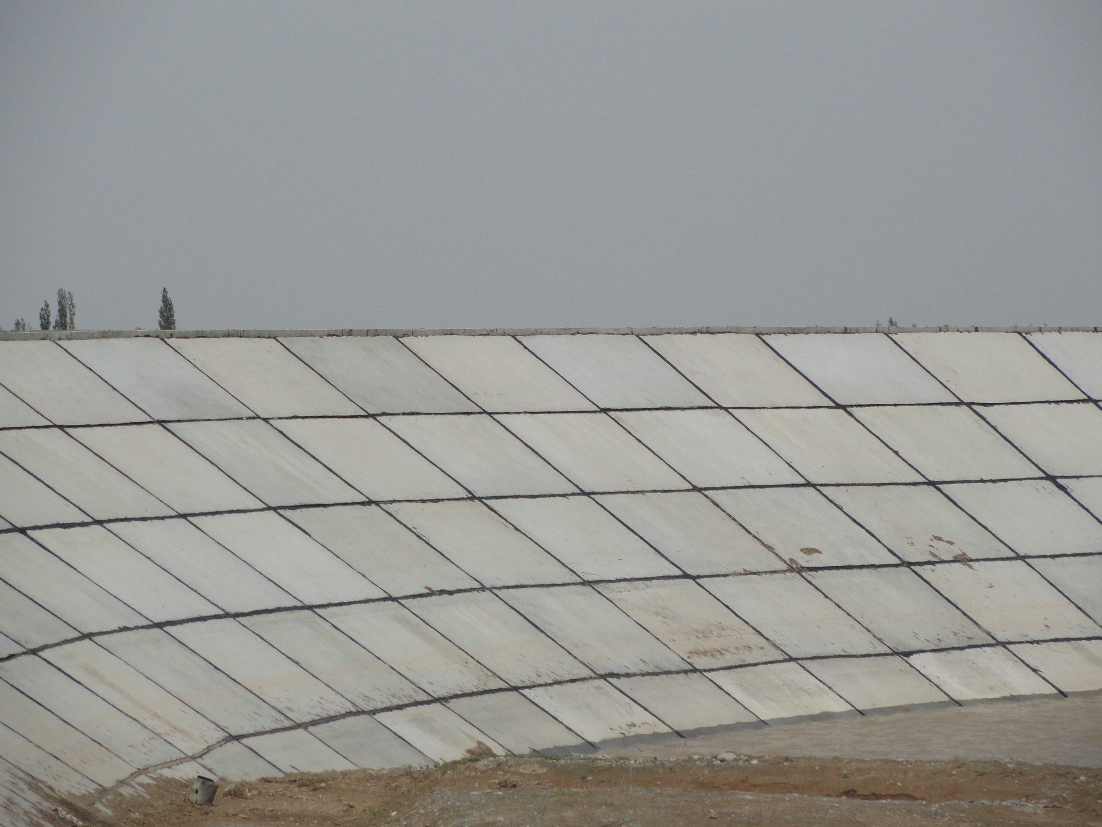 大壩混凝土伸縮縫一體式密封止水技術(shù)：三維變形自適應(yīng)，構(gòu)筑長效安全防滲體系