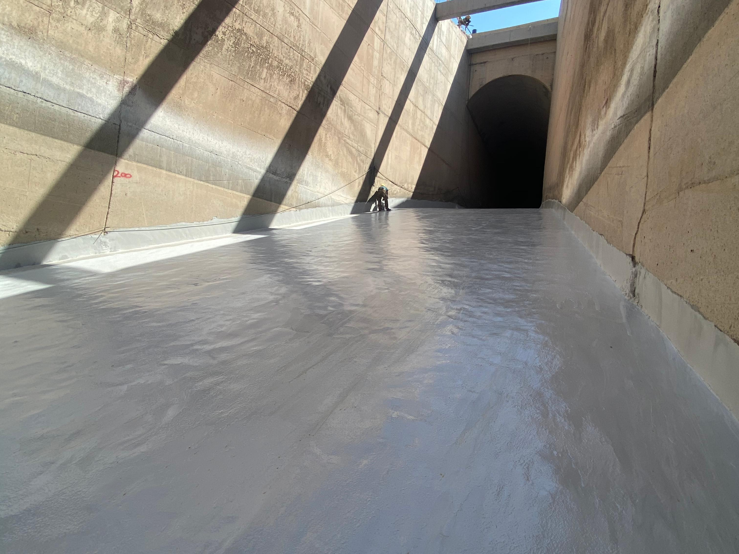 70%泄水建筑難逃沖磨空蝕？&ldquo;以柔克剛&rdquo;抗沖磨材料守護過流面結構安全